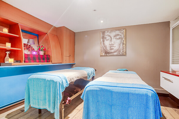 Un modelage à Paris