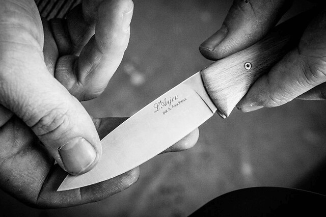 Atelier fabrication de couteau journée complète à Saint-Sulpice