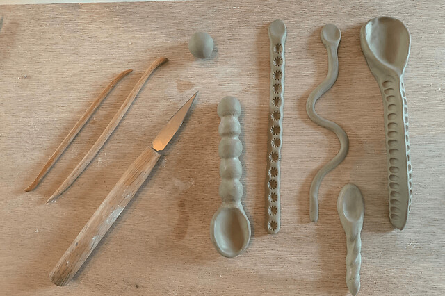 Atelier céramique création d'un set de cuillères aux Lilas