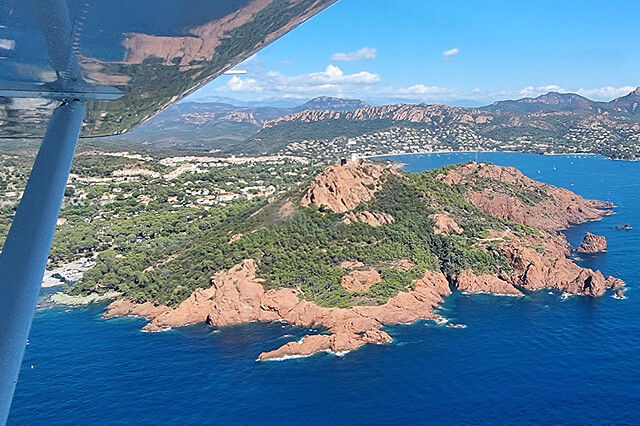 Baptême de l'air en ULM Multiaxes à Fayence (83) - Golfe de Saint-Tropez - 1h