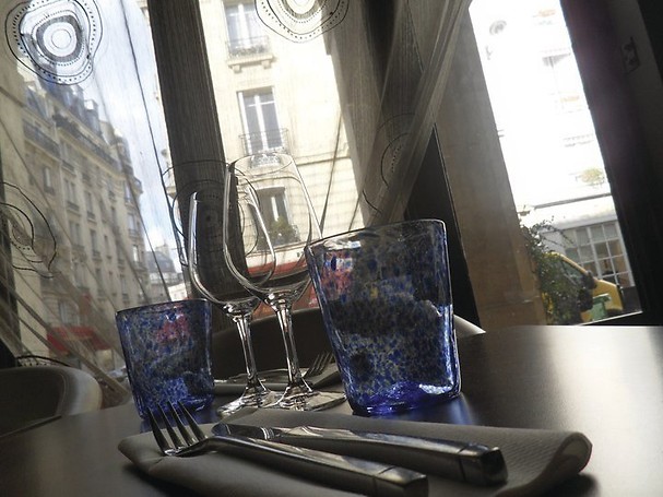 Dégustation de vins - Kaviar & Champagnes à Paris 06
