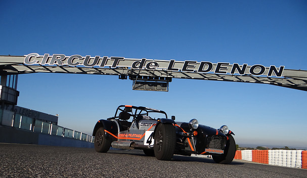 Stage de pilotage d'une Caterham ou d'une Porsche Cayman - Circuit de Nîmes Lédenon - Lédenon (30)