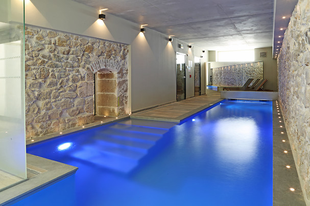 Séjour 4* avec accès à la piscine intérieure à Marseille