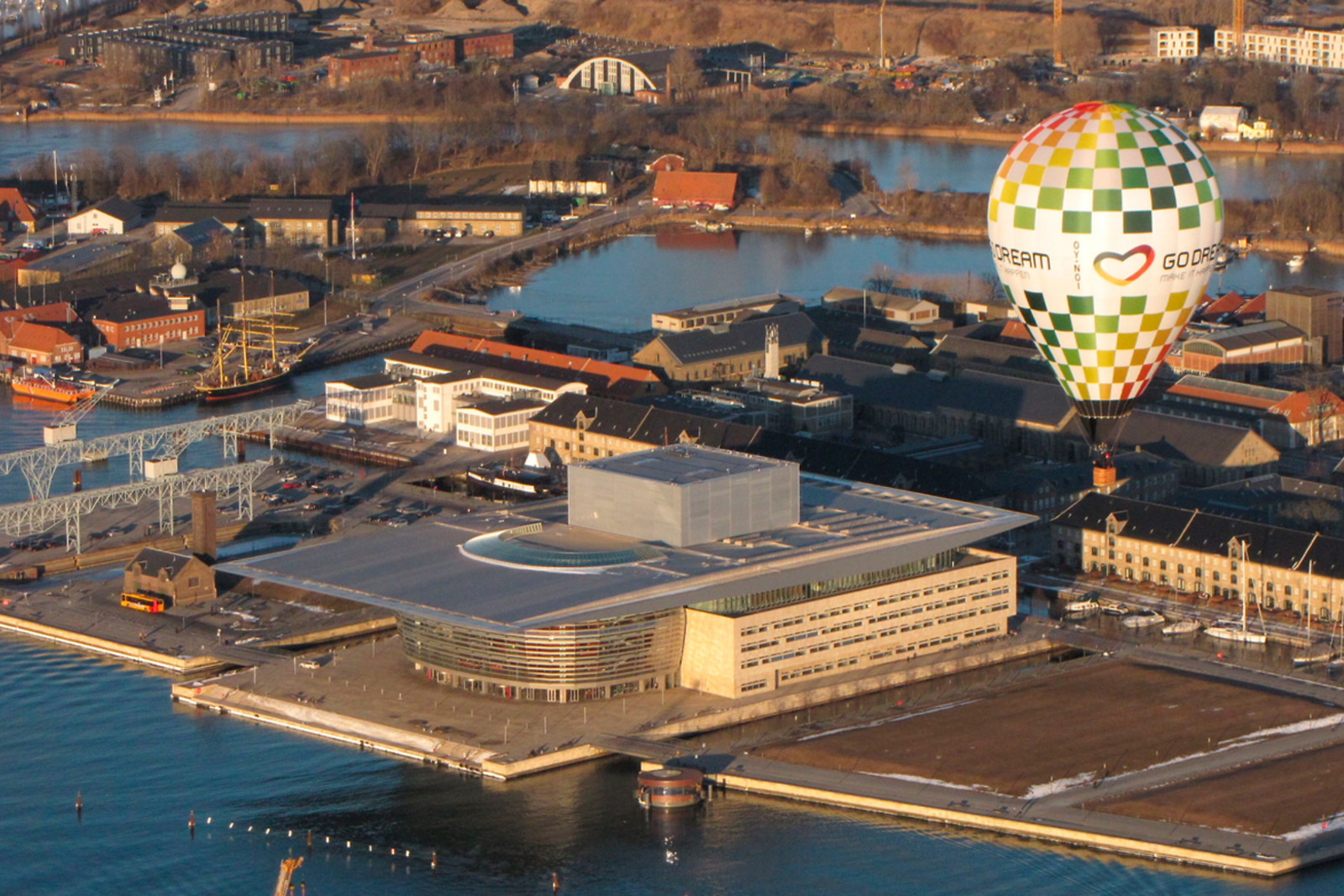 Go Dream VIP-TUR OVER KØBENHAVN- Oplevelsesgaver ADVENTURE